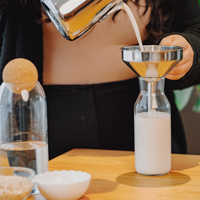 Hafermilch selbst machen – schnell, lecker & einfach