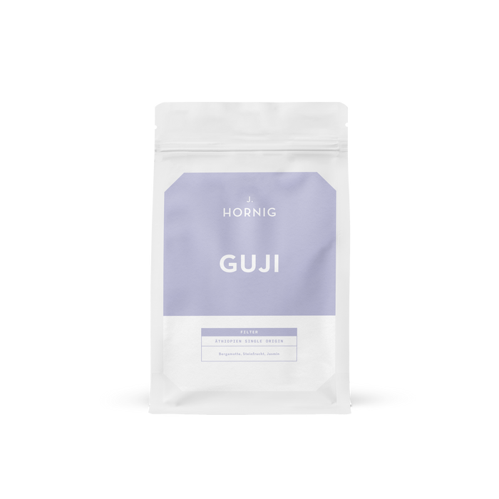 Eine Packung J. Hornig Guji Spezialitätenkaffee.